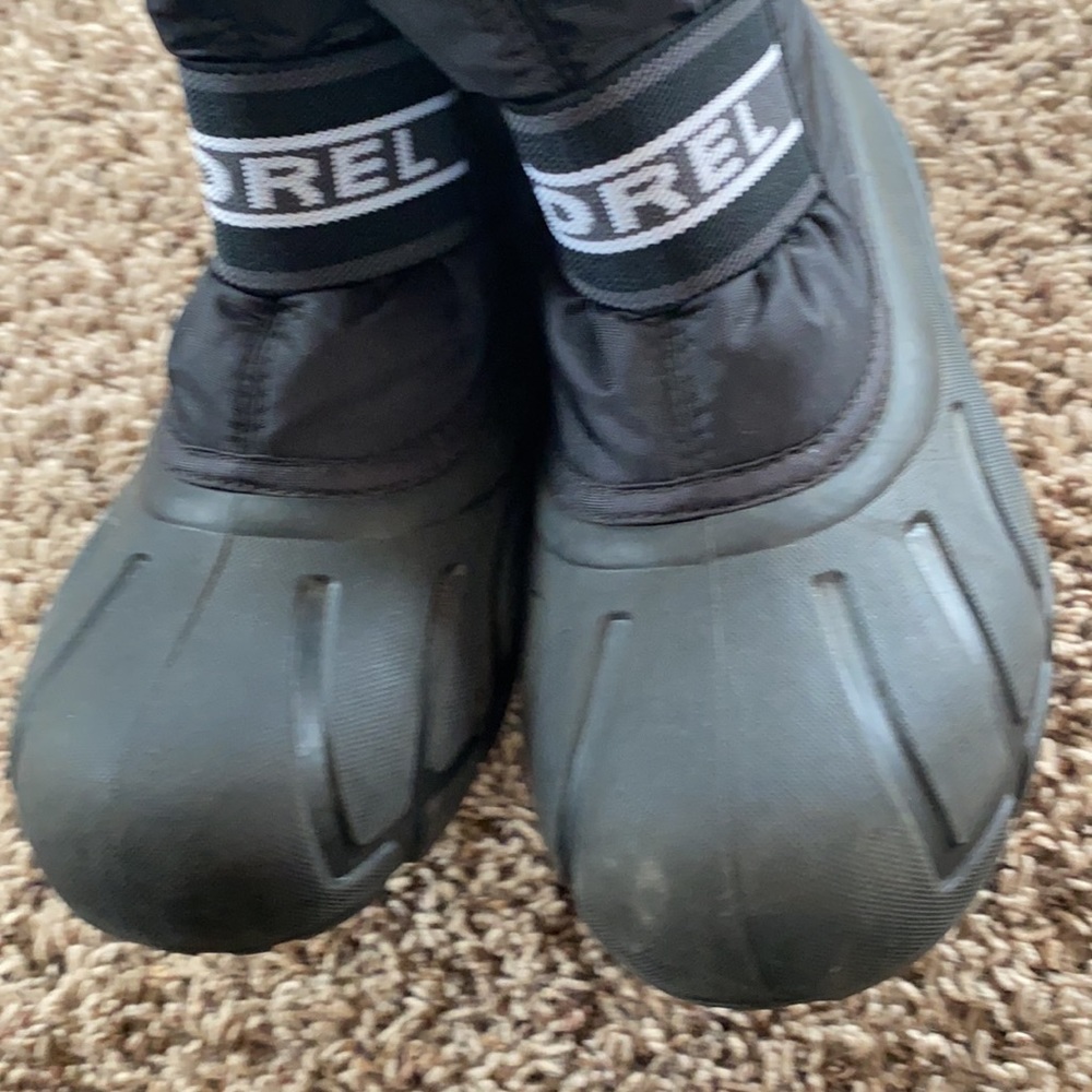 Sorel insulated pull on boots size 4 - Picture 6 of 8